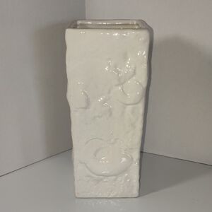 Vintage Italian Sea Shell Fossil Rock White Ceramic Vase 0630/2